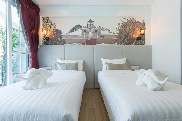 Bedroom 8