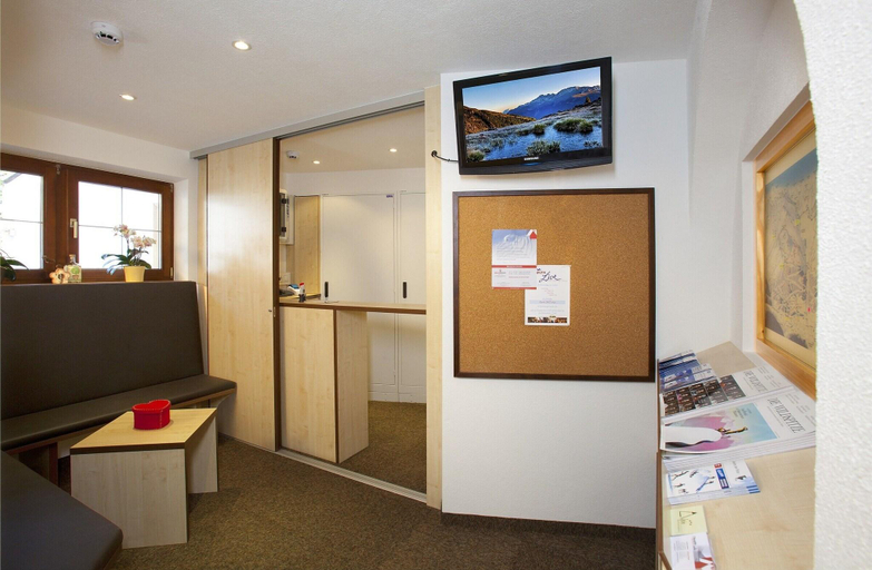 Public Area 2, Alpin Appartementhaus, Imst