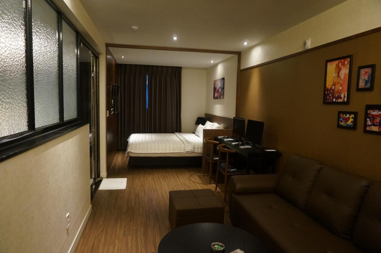 Bedroom 8