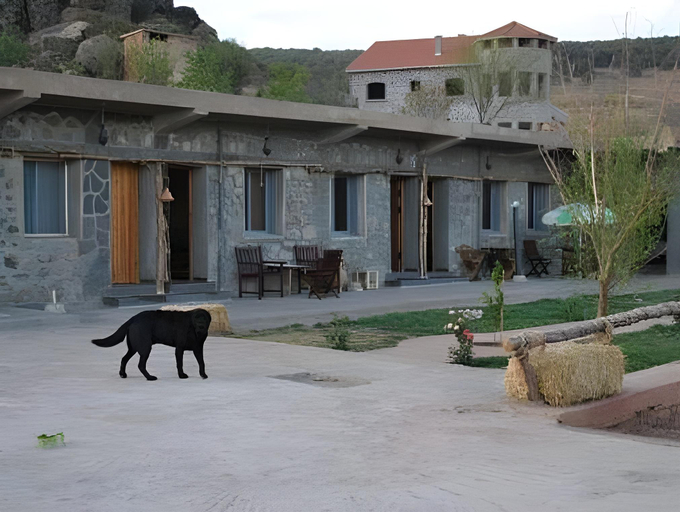 Others 4, Tamanoucht, Ifrane