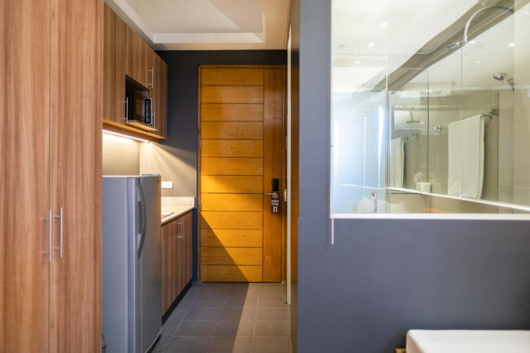 Bathroom 11