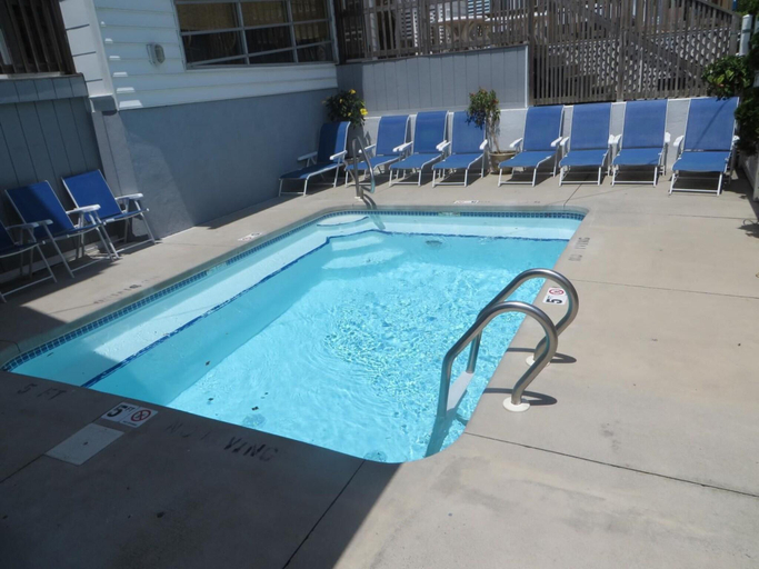 Sport & Beauty 5, Sea Breeze Inn, Worcester