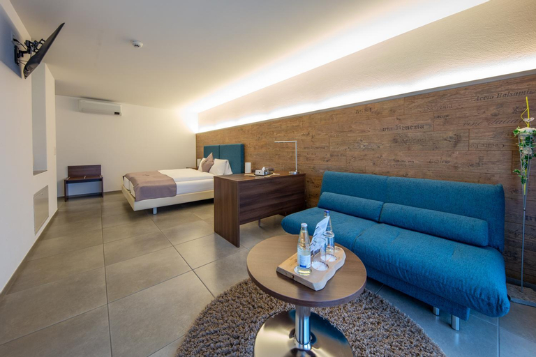 Bedroom 9