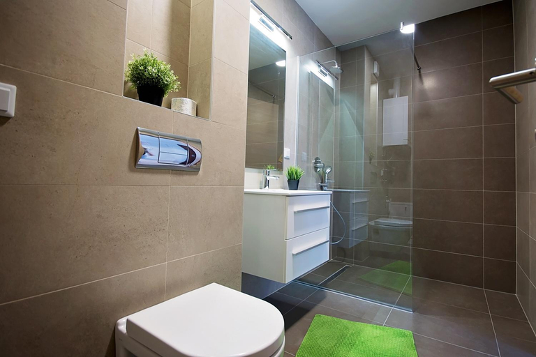 Bathroom 3