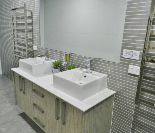 Bathroom 7