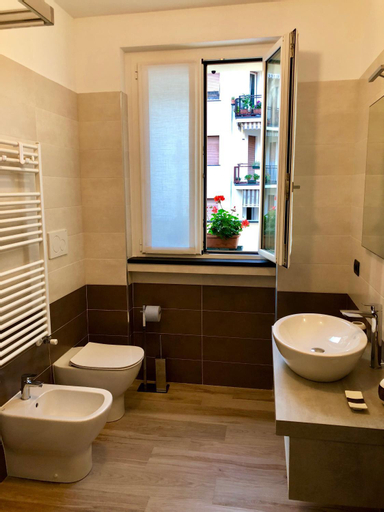 Bathroom 7