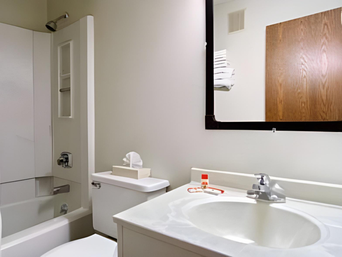 Bathroom 4, Super 8 by Wyndham Charlottesville, Albemarle