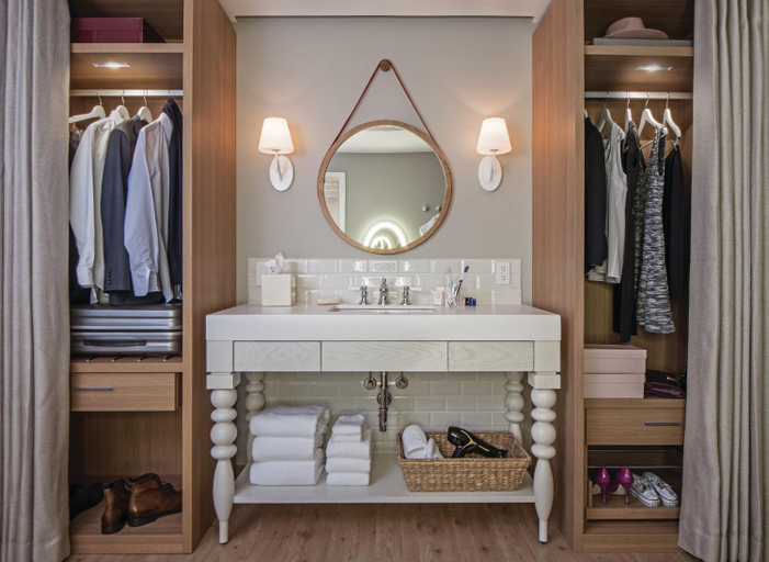 Bathroom 14