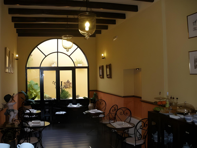 Food & Drinks 5, El Rincon De Las Descalzas, Sevilla