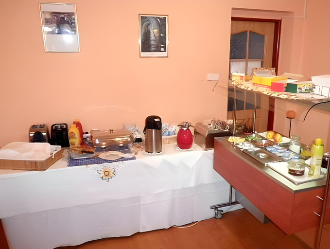 Food & Drinks 5, Vila Viktória, Žilina