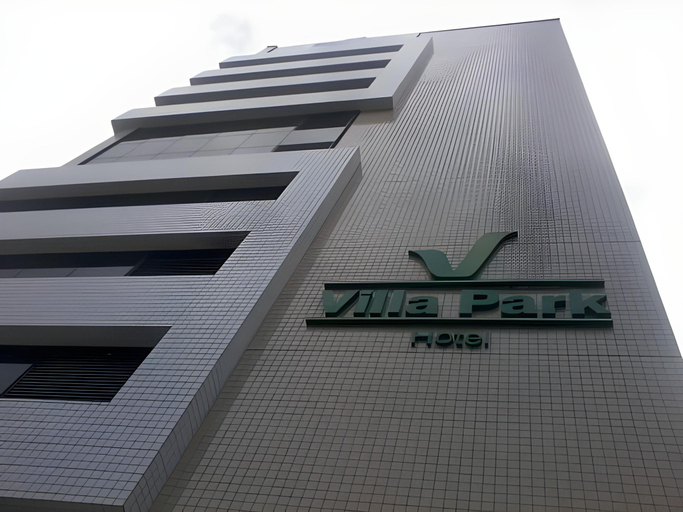 Exterior & Views 22