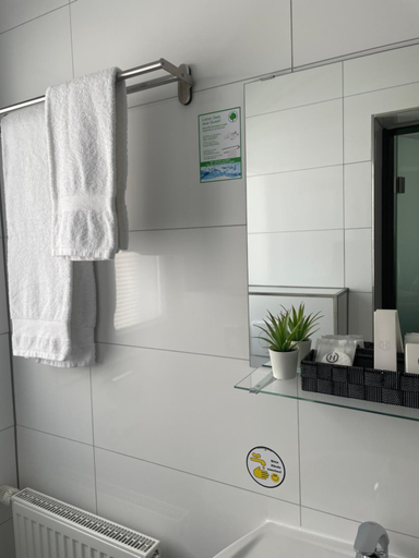 Bathroom 4, Hotel Post Sindelfingen, Böblingen