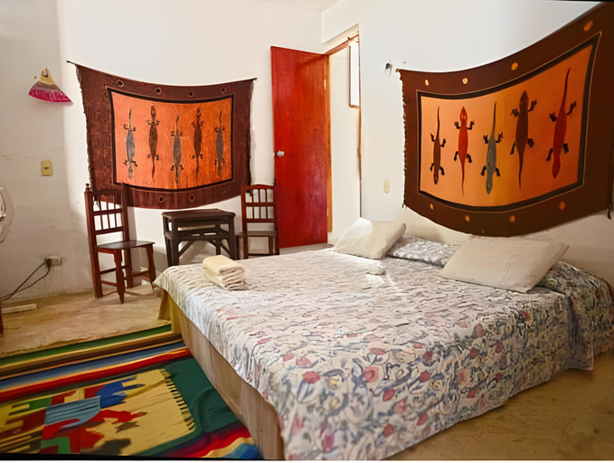 Bedroom 2, Siesta Fiesta Hotel - 5th Avenue, Cozumel
