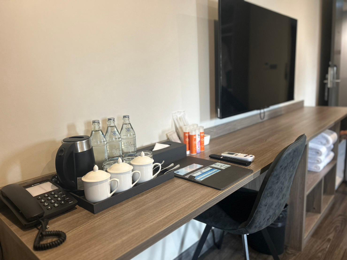 Amenities 30