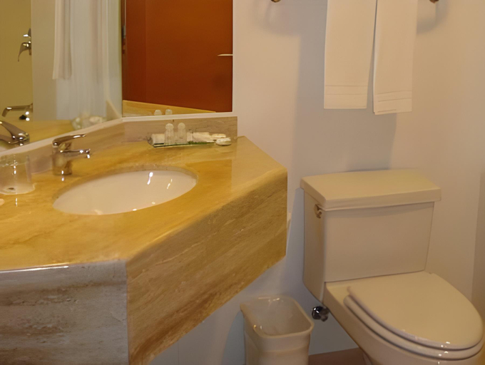Bathroom 5, Hotel Diego de Almagro Lomas Verdes, Concepción