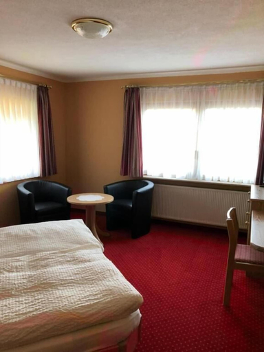 Bedroom 4, HOTEL ZUM SCHÜTZEN, Freudenstadt