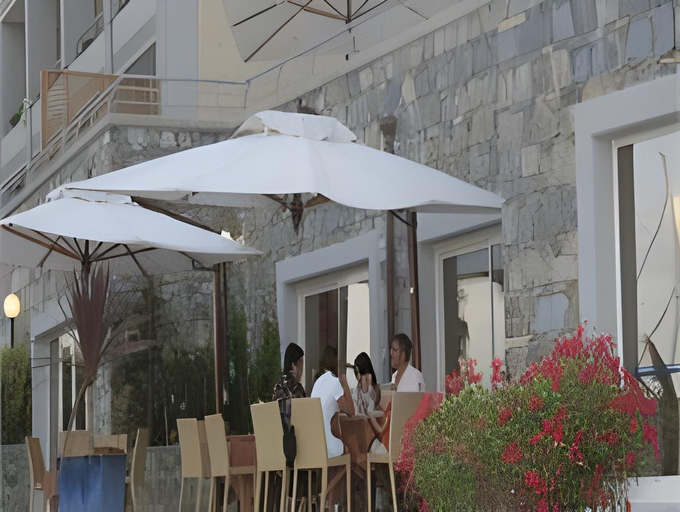 Food & Drinks 5, Aregai Marina Hotel & Residence, Imperia