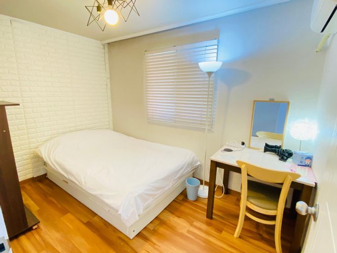 Bedroom 10