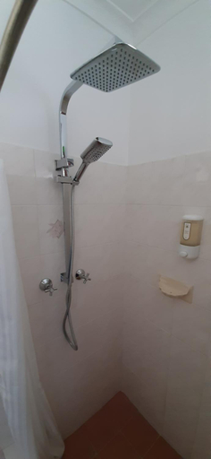 Bathroom 4, Karuah Gardens Motel, Port Stephens