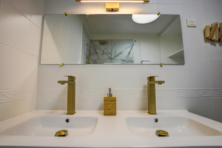 Bathroom 3, Le Cottage Bohème Nature Bien-Etre, Tarn