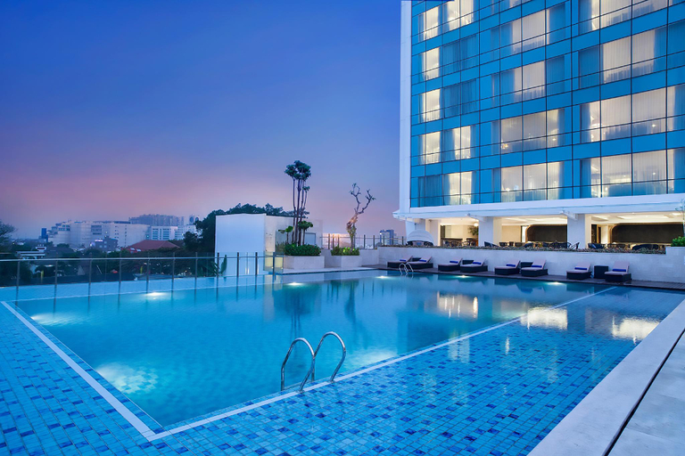 Swimming Pool 6