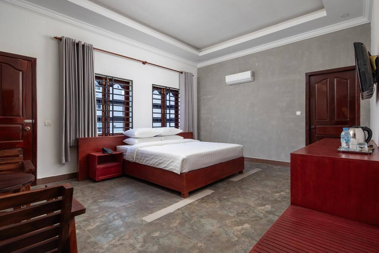 Bedroom 2, Amara Palace, Phnom Penh
