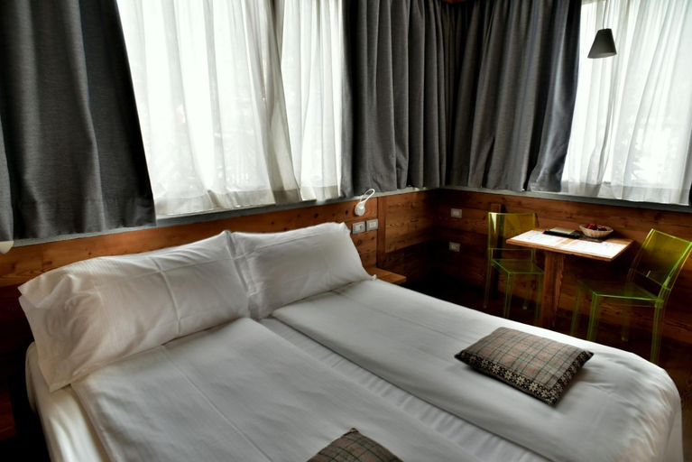 Bedroom 9