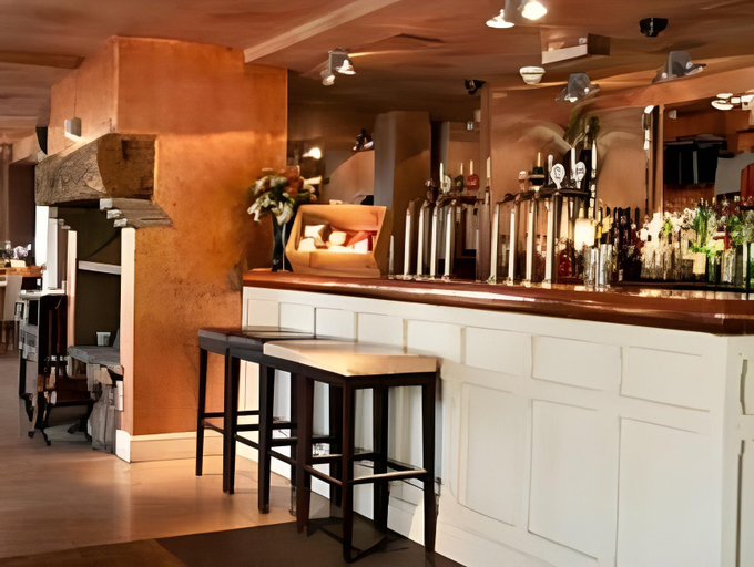 Food & Drinks 4, The Hand & Sceptre by Innkeeper's Collection, Kent
