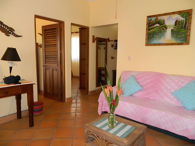 Bedroom 2, Hotel Casamar Suites, Dist. Pochutla