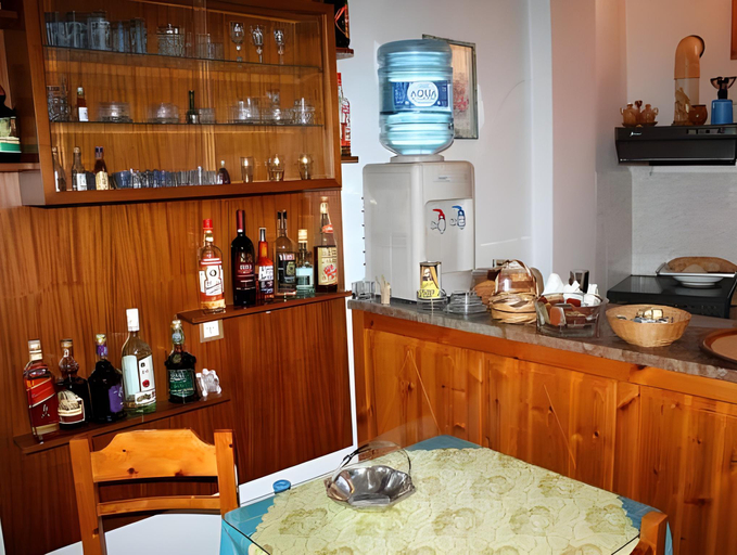 Food & Drinks 4, Katerina Roza Studios - Heartfelt Hospitality in the City, South Aegean