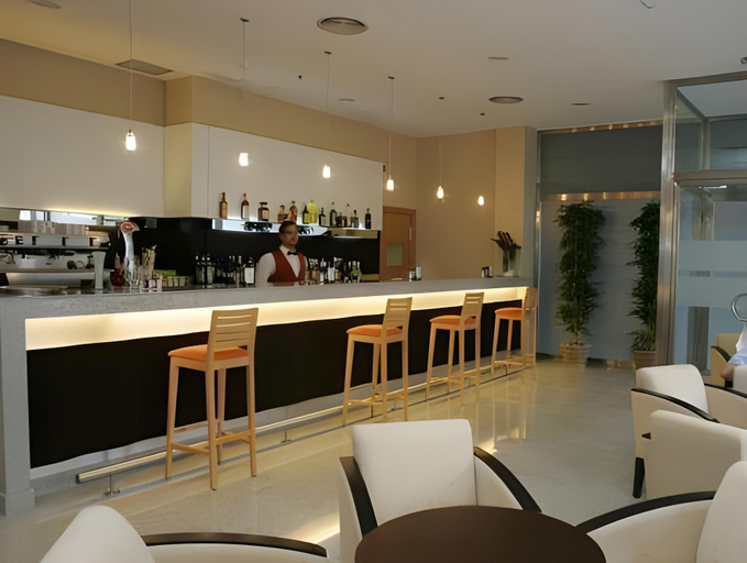 Food & Drinks 4, Bahia Almunecar, Granada