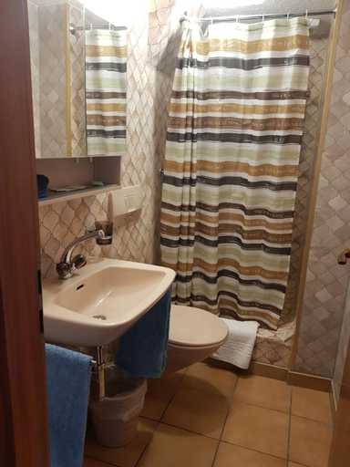Bathroom 3