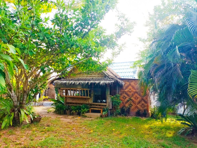 Others 3, Kingsacre, Phuket Island