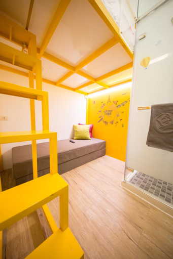 Bedroom 13