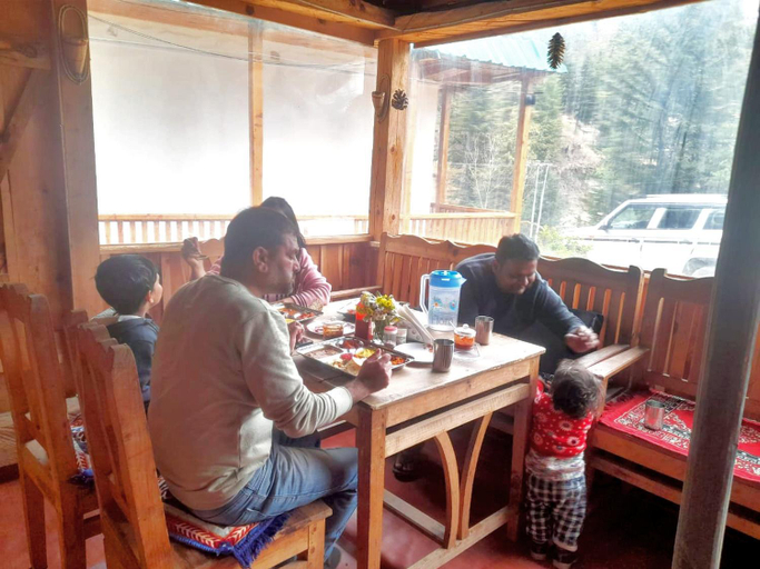Food & Drinks, Vansh Green View Homestay, Kullu