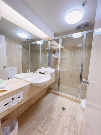 Bathroom 3, Carlton Lygon Lodge, Melbourne