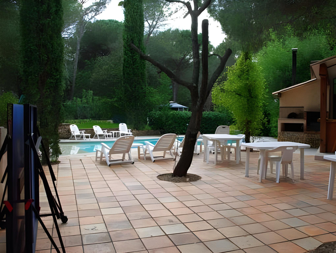 Others 4, AU BOIS FLEURI Location Villa et Studios Roquebrune-sur-Argens, Var