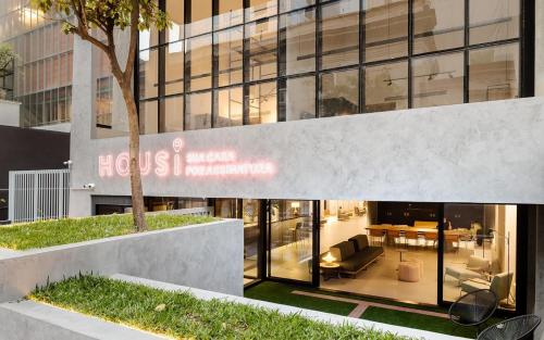 Others 4, Housi Paulista, São Paulo