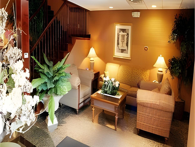 Public Area 5, Holiday Inn Express & Suites WOODHAVEN by IHG, Wayne