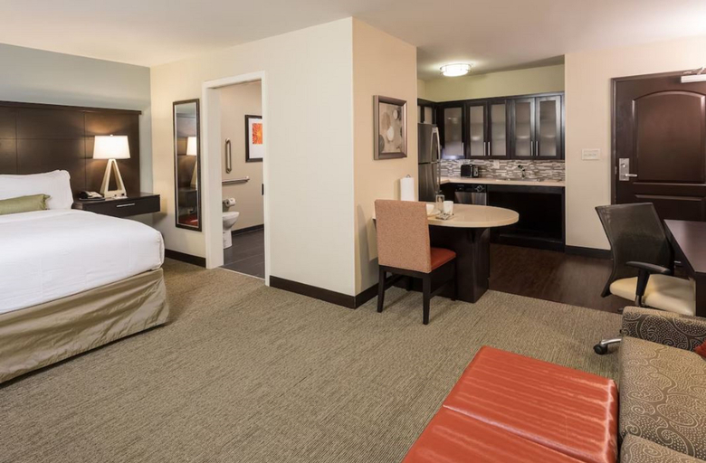 Bedroom 14