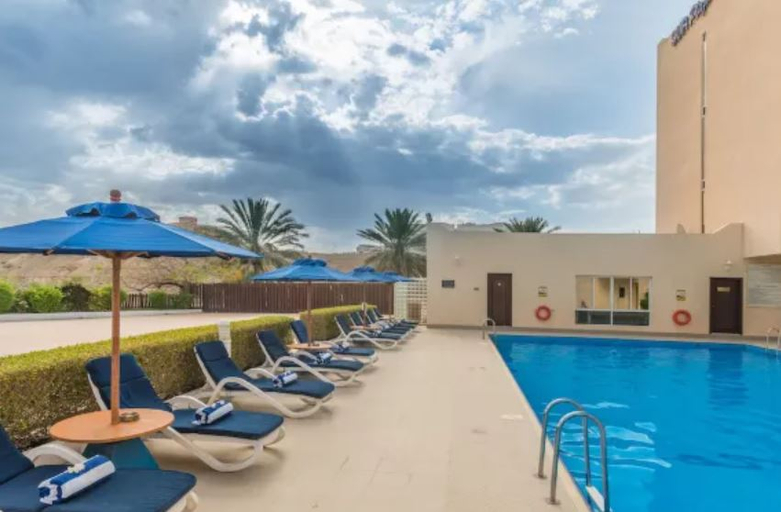 Sport & Beauty 4, Best Western Sur, Sur