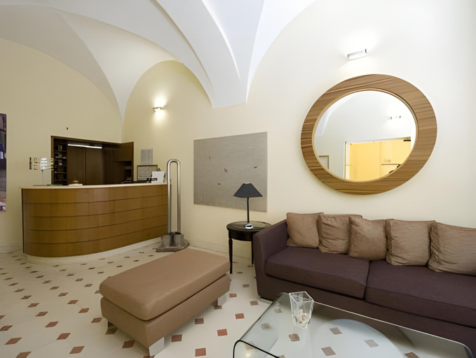 Public Area 3, Stella CasaBono, L'Aquila