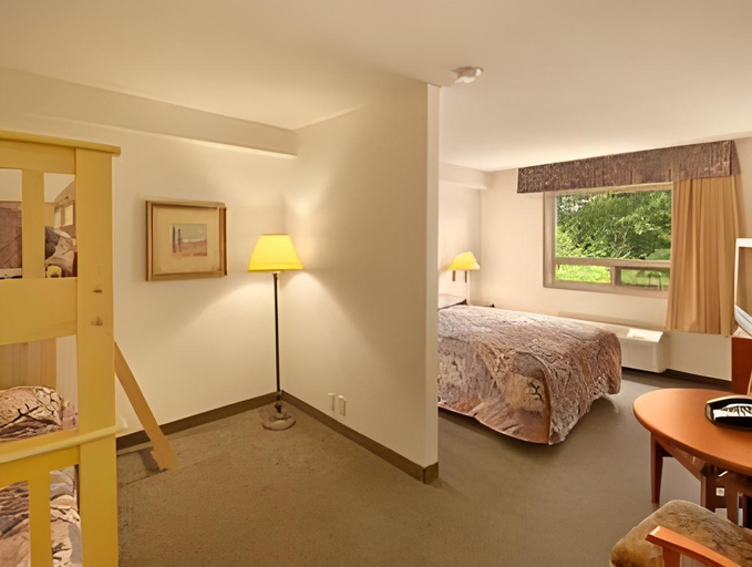 Bedroom, Comfort Inn & Suites Langley, Greater Vancouver
