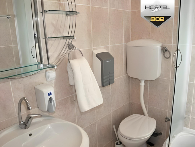 Bathroom 5, Garni Hotel Lotos, Niš