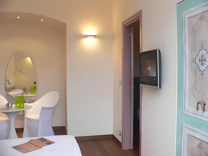 Bedroom 4, Hotel Minerva, Genova