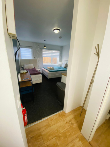Others 5, Easy Stay, Reykjanesbær
