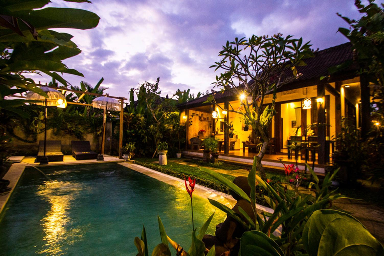 Swimming Pool 12