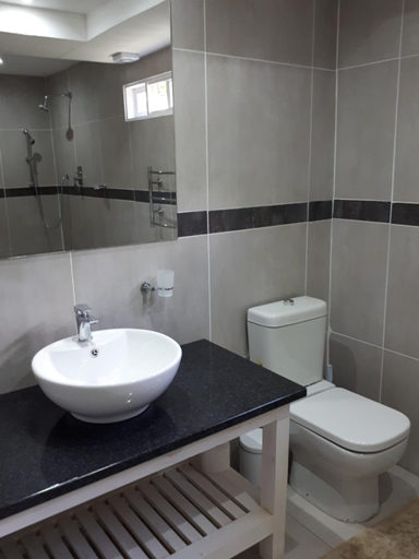 Bathroom 2, Kosi Bay Lodge, Umkhanyakude