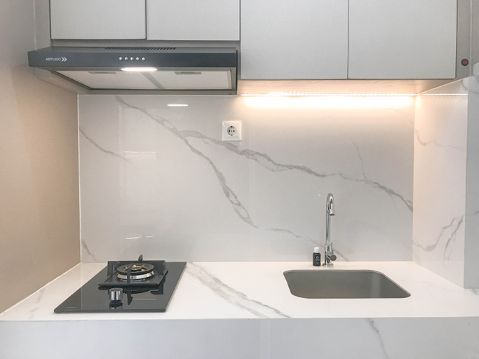 Others 4, Modern Studio at Bale Hinggil Apartment By Travelio, Surabaya