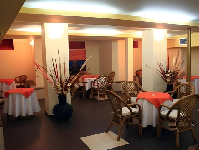 Food & Drinks 3, Family Hotel Central, Shumen